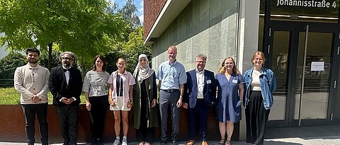 Die Teilnehmer an der falsafa-Tagung 2025