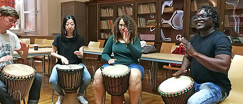 Afrikanische Perkussion ist nur eine der Musikrichtungen, die im Bachelorstudium der Ethnomusikologie vorkommen.