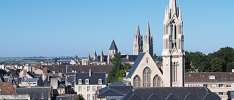 Blick über die Stadt Caen in der Normandie.